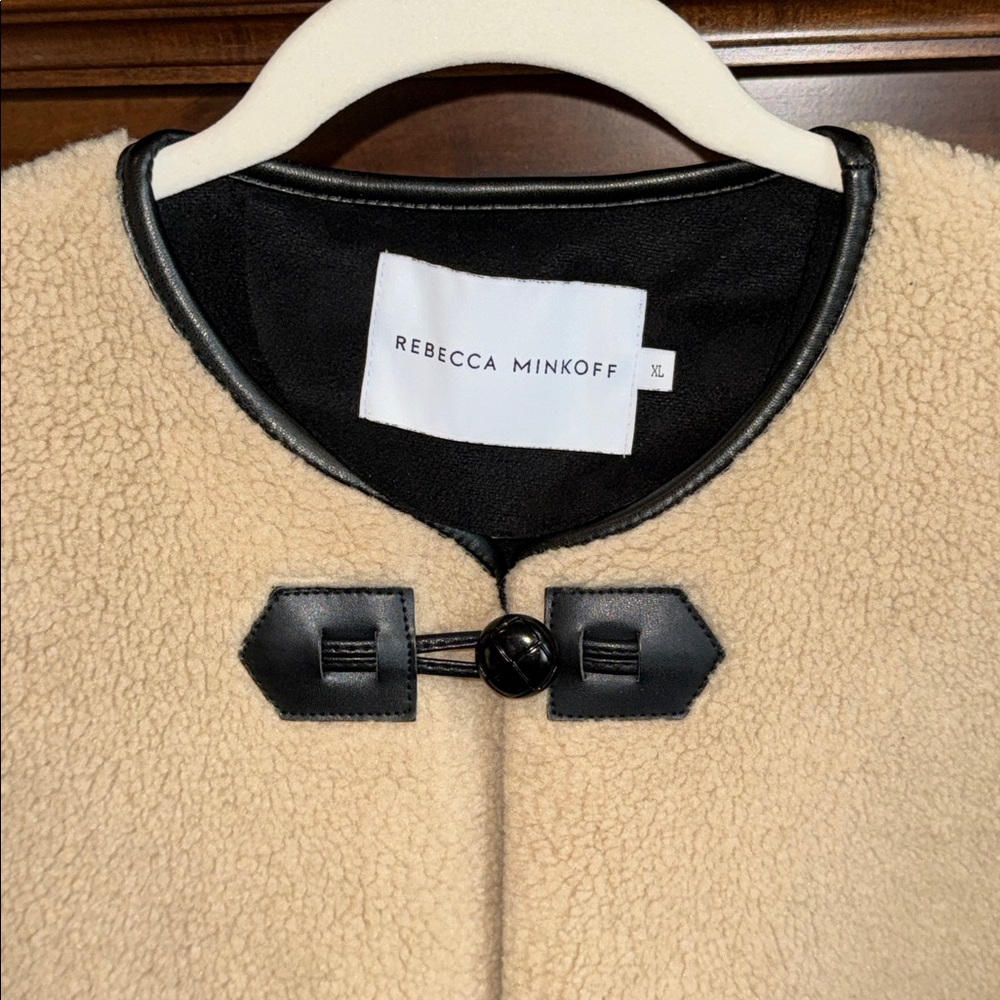 Rebecca Minkoff Tan Faux Shearling Toggle Jacket Oversized Chic Sophisticated XL - Picture 6 of 17